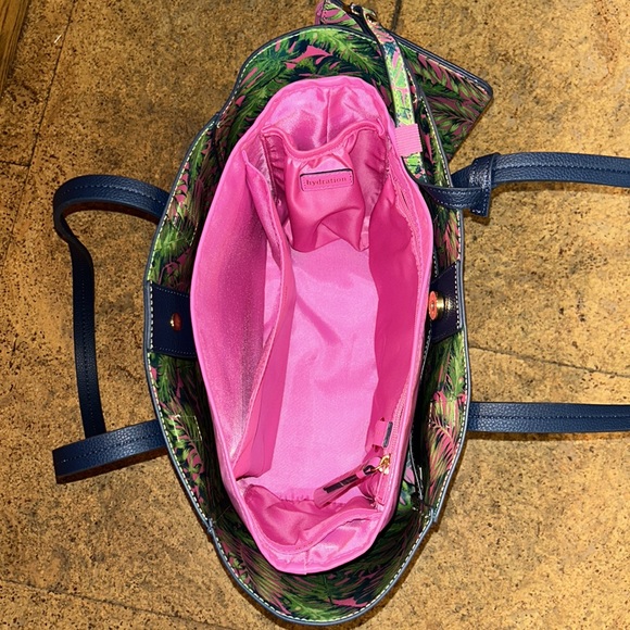 NWOT Tommy Bahama bag - Picture 13 of 15